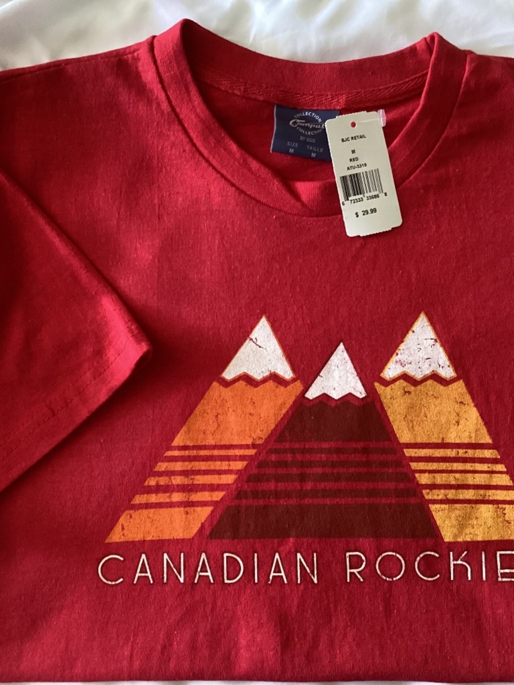 NWT Unisex Kids Red “Canadian Rockies” by Campus Short Sleeve Tee Size M